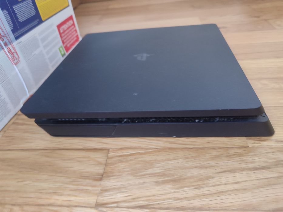 PlayStation 4 Slim 1 tb