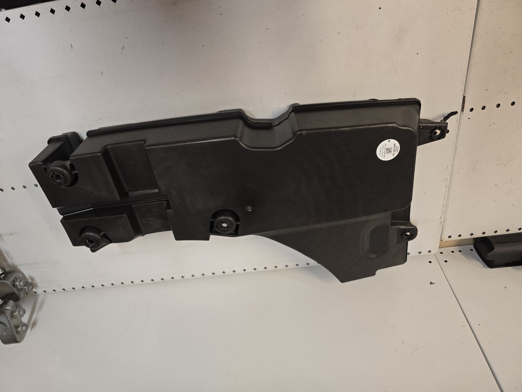 Tuba subwoofer audi q7 4m
