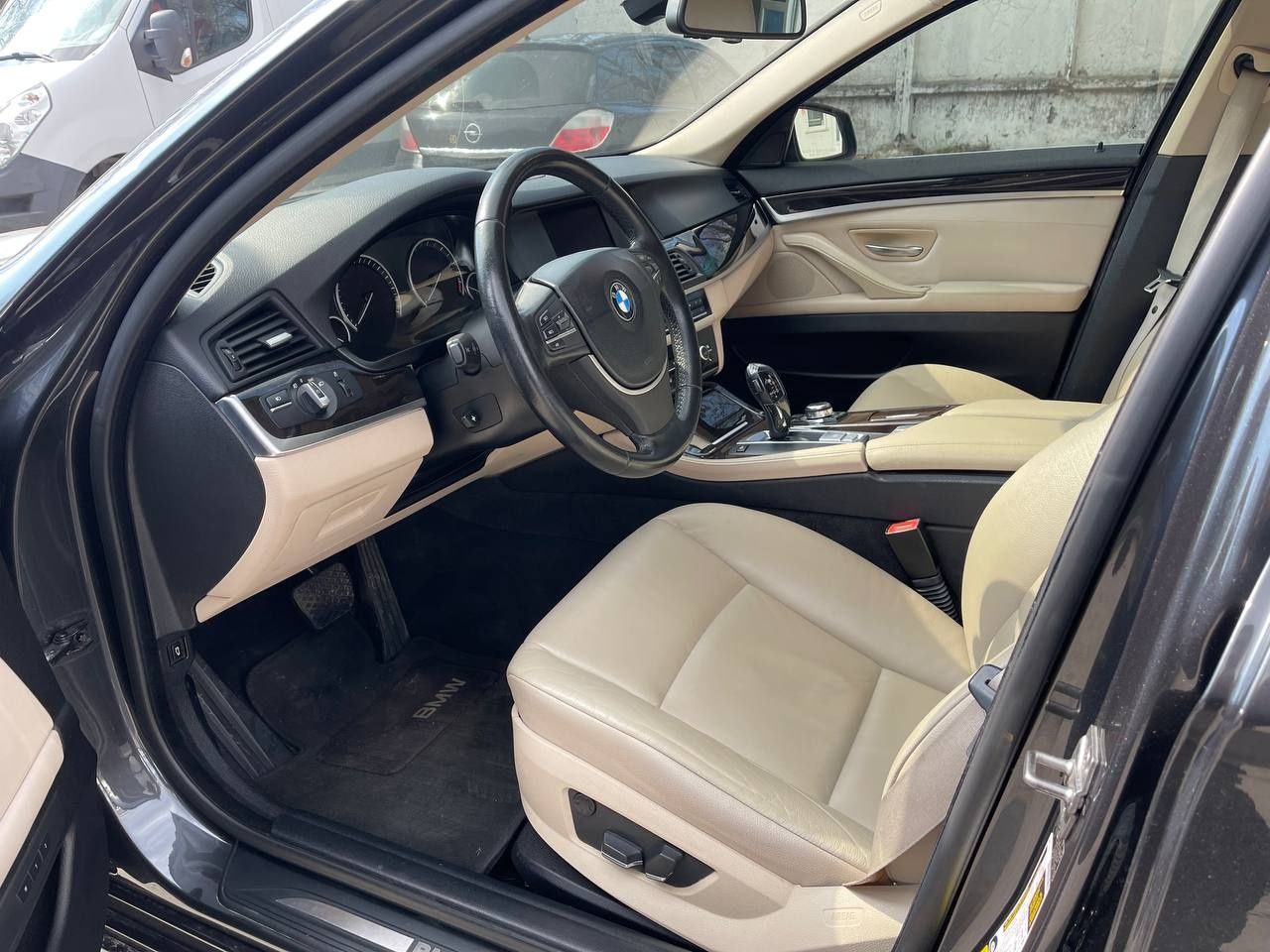 Оренда авто BMW 528i / Прокат авто Хмельницький