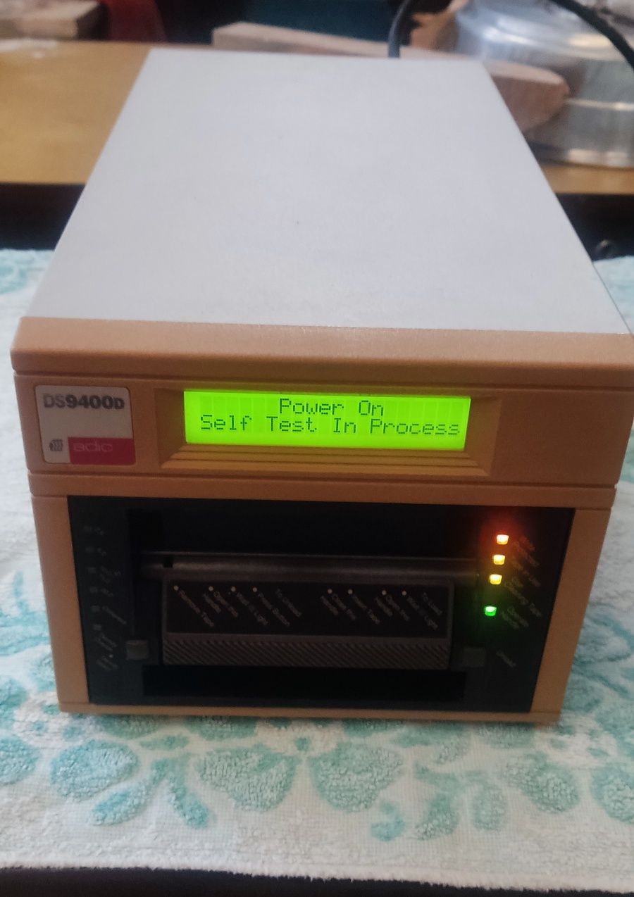 Ds- 9500 D tape. Servidor NET server hp