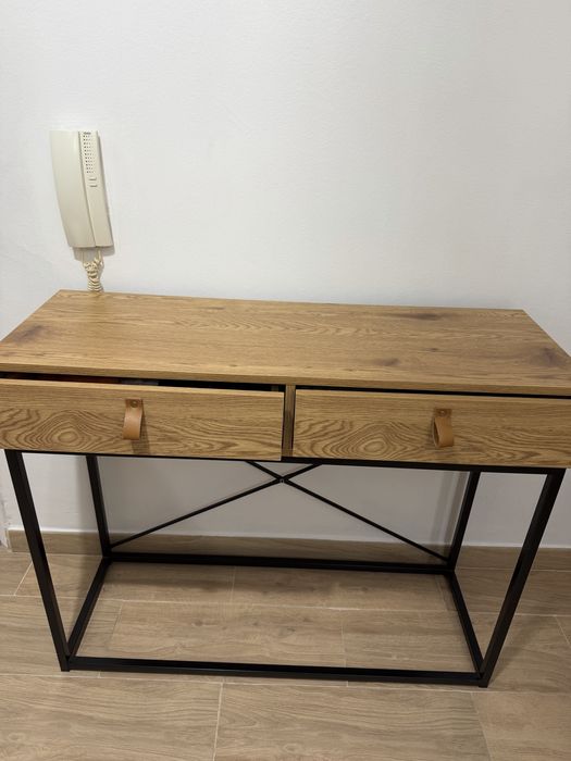 Consola de entrada em carvalho