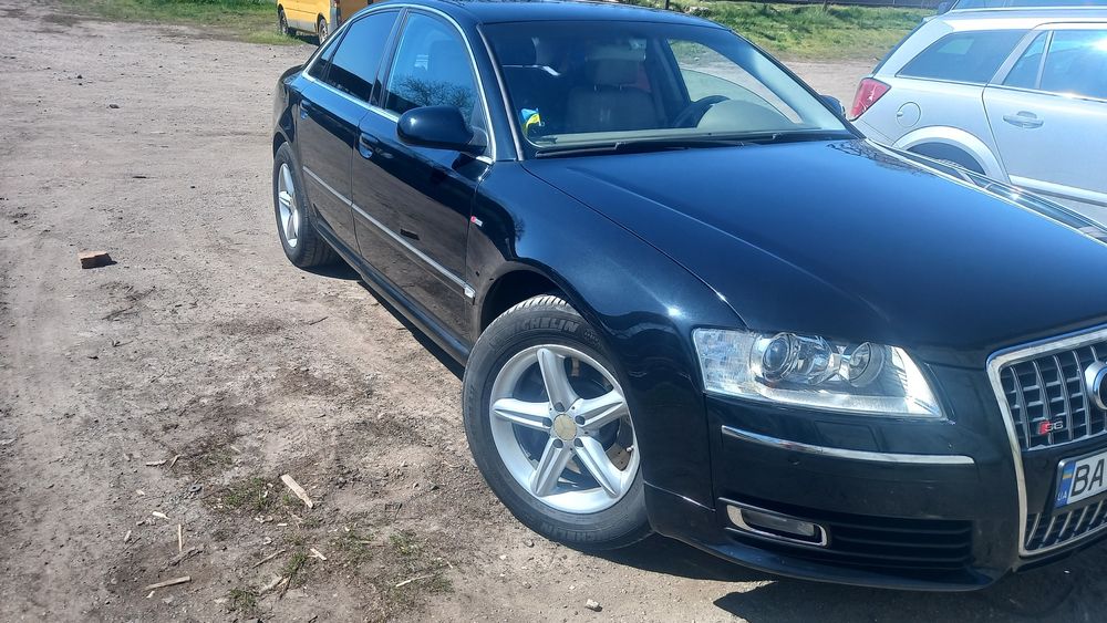 Продам або Обміняю  AUDI A8