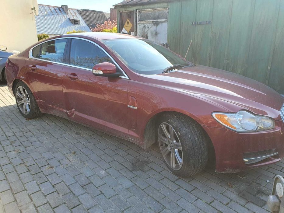JAGUAR XF LUXS  2,7 diesel automat