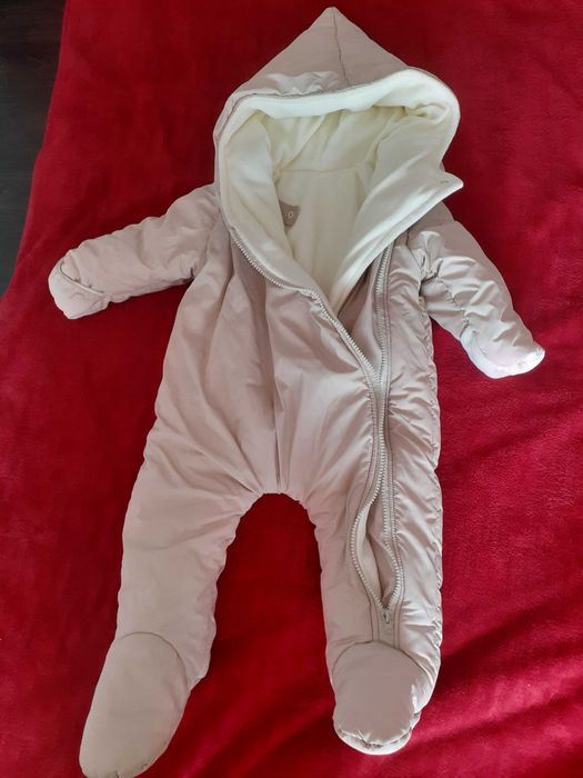 Продається дитячий зимовий комбінезон "Гном"