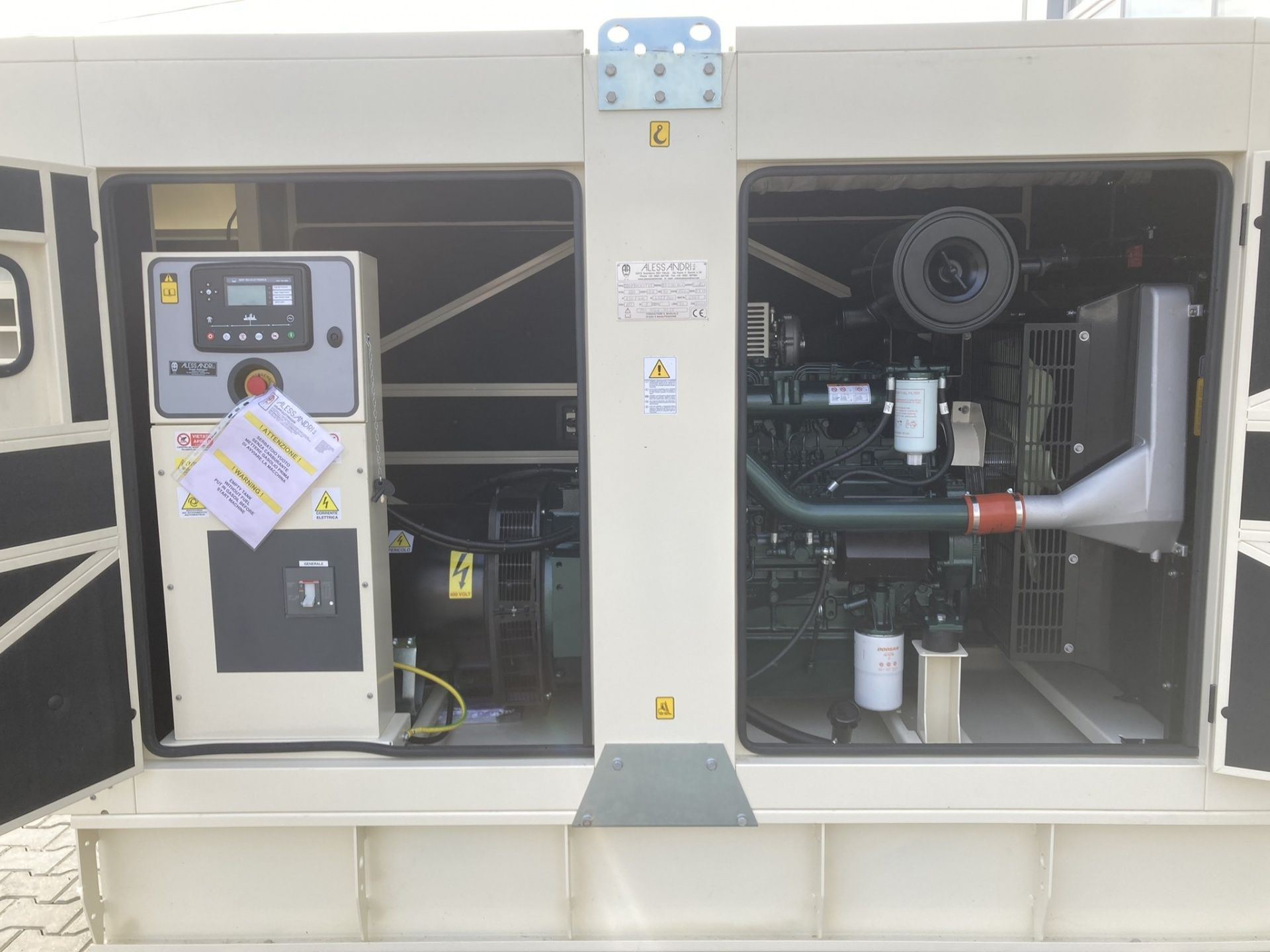 Генератор дизельний Alessandri 180 KVA 144 KWA двигун DOOSAN 144 килов