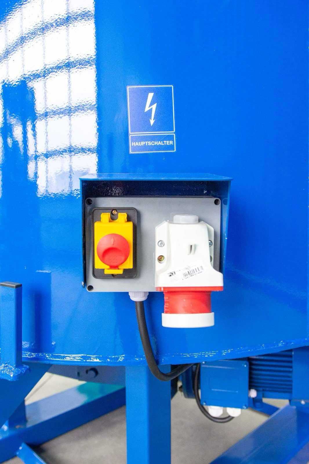 Betoniarka 800L Elektryczna Mieszalnik pasz i nawozów Dowóz