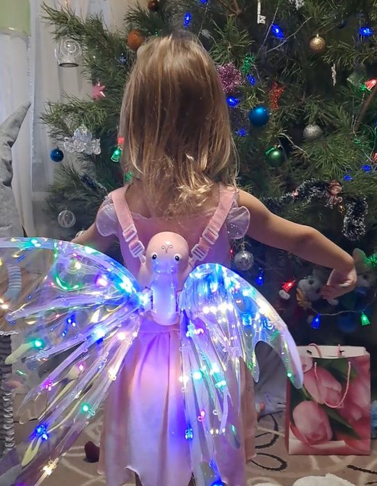 Продам крила зі світовим і музичним єффектами