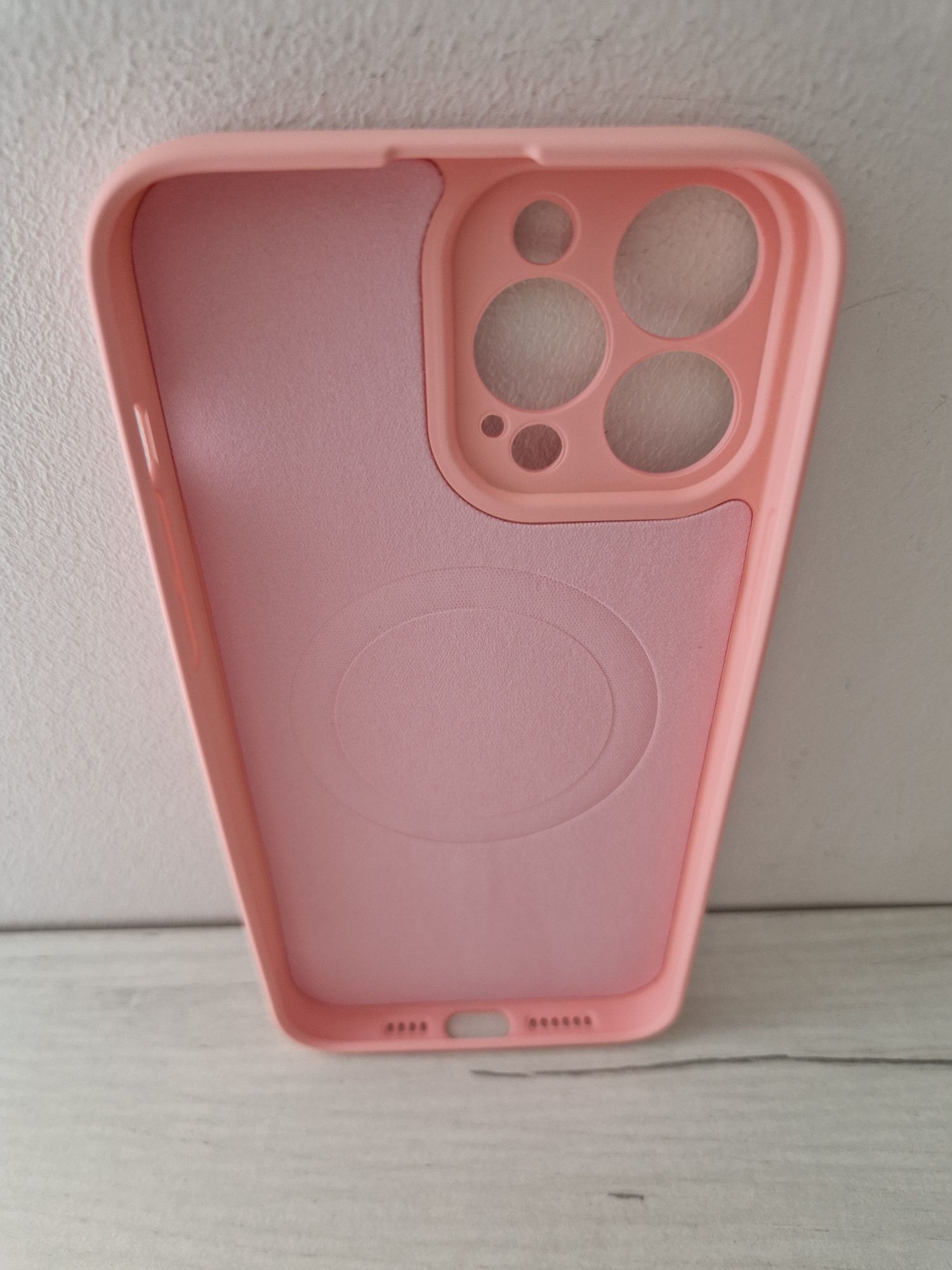 TEL PROTECT MagSilicone Case do Iphone 13 Pro Max Jasnoróżowy