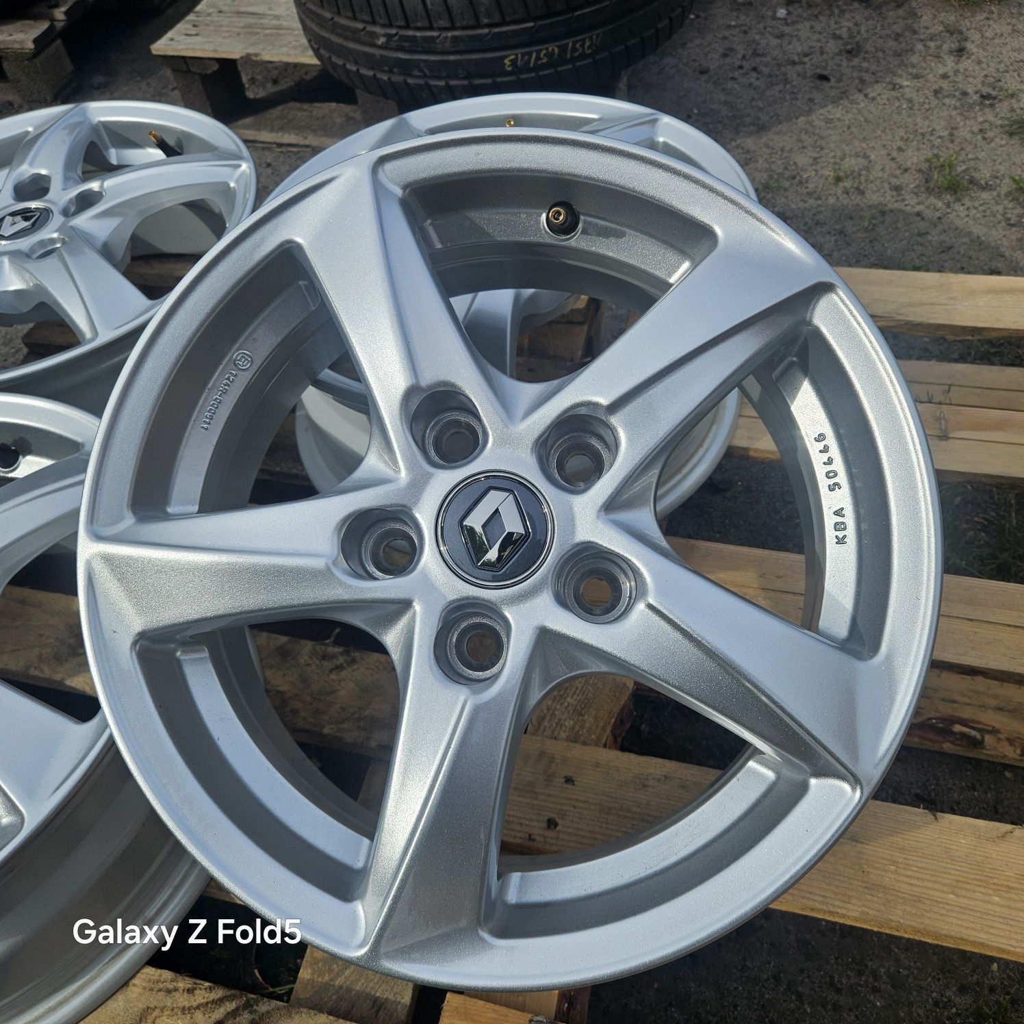 Nowe Alufelgi 15 Renault Express Kangoo Megane IV Fluence 5x114,3