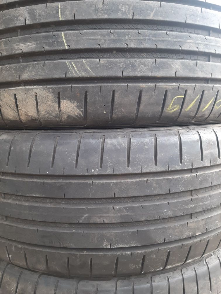 215/50/19 Goodyear electric drive