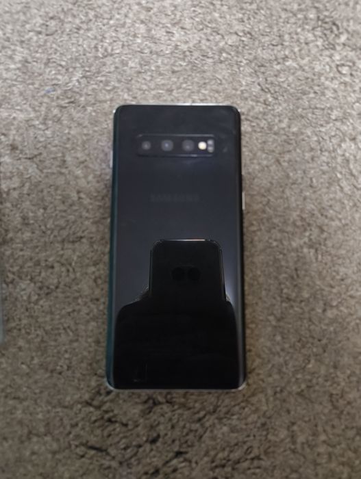 samsung s10 8/128 обмен возможен