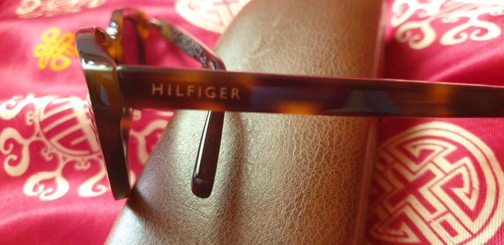 Tommy Hilfiger okulary przeciwsłoneczne panterka brązowe TH 1116/S