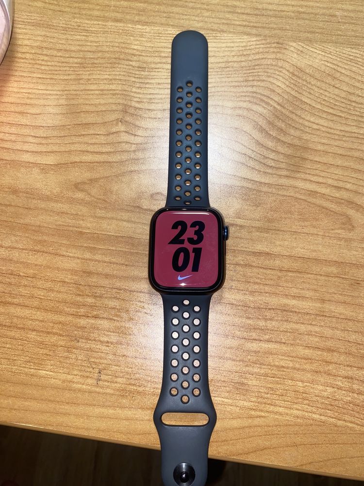 Smartwatch Apple Nike 7 GPS