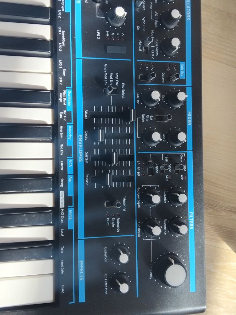 Syntezator Novation bass station 2
