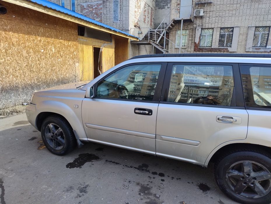 Nissan X-trail 2.2D, Мех 6ст