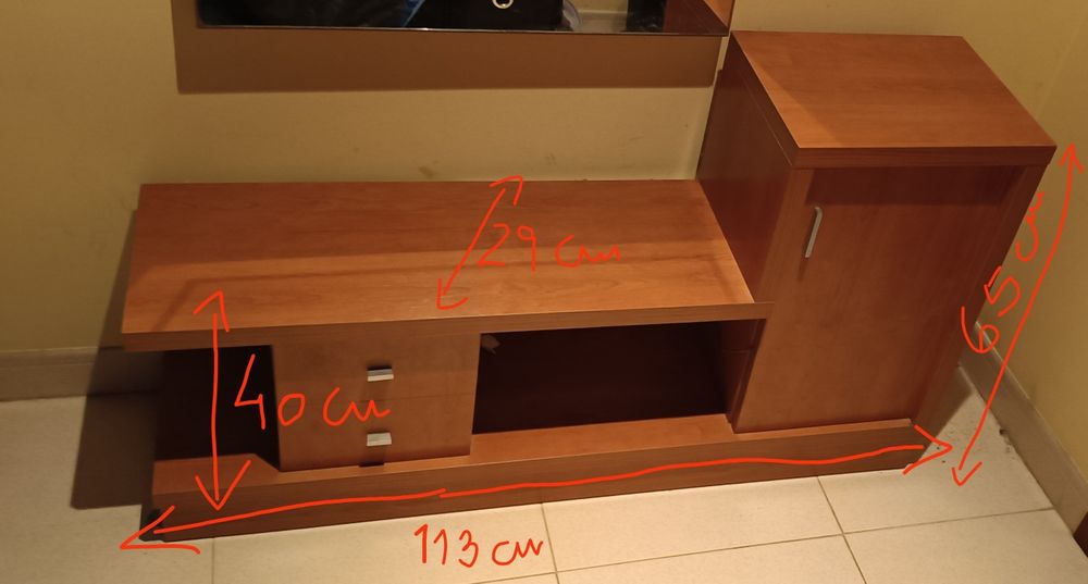 Móvel de entrada usado