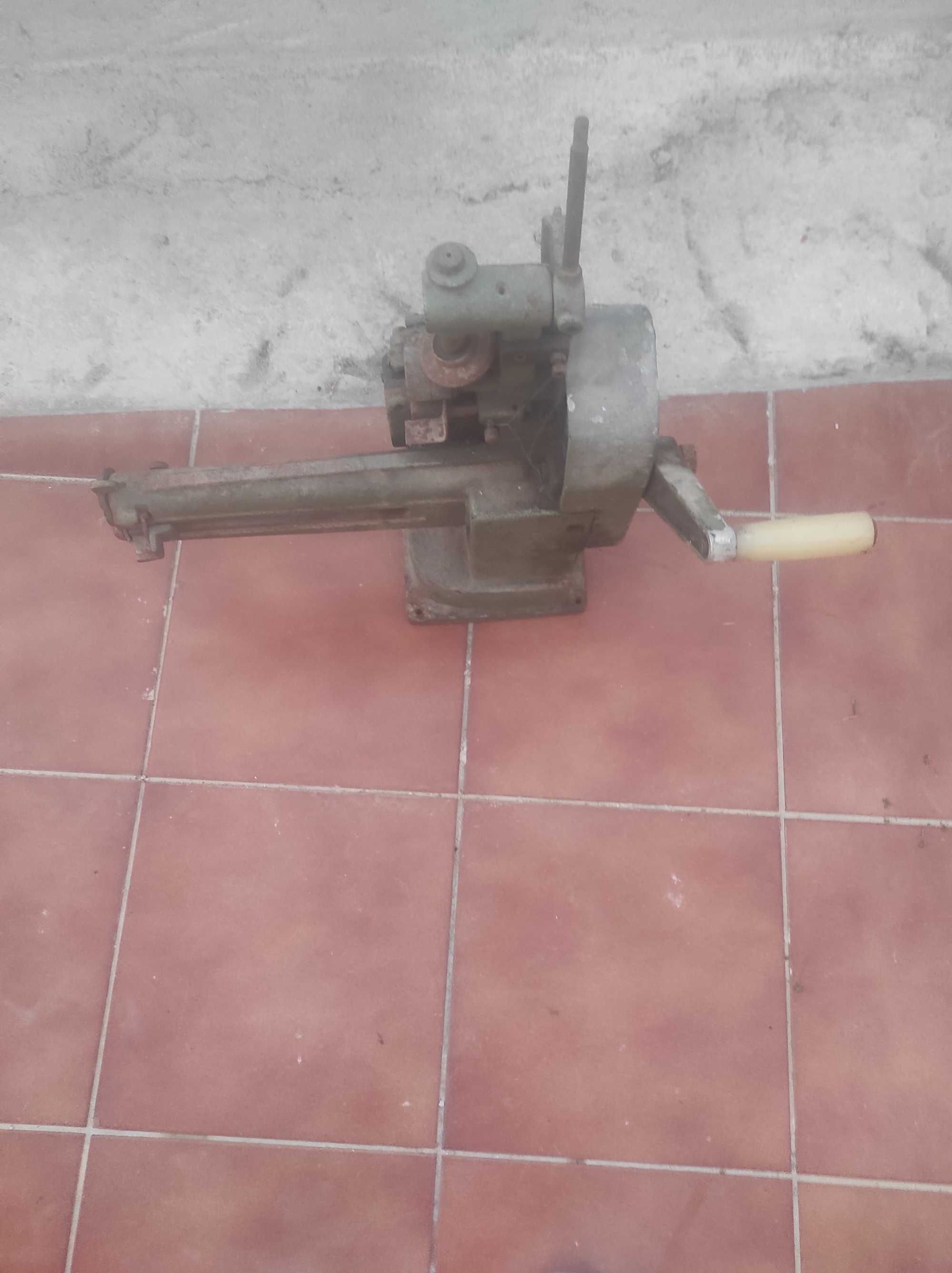 Maquina de Meias-Solas -