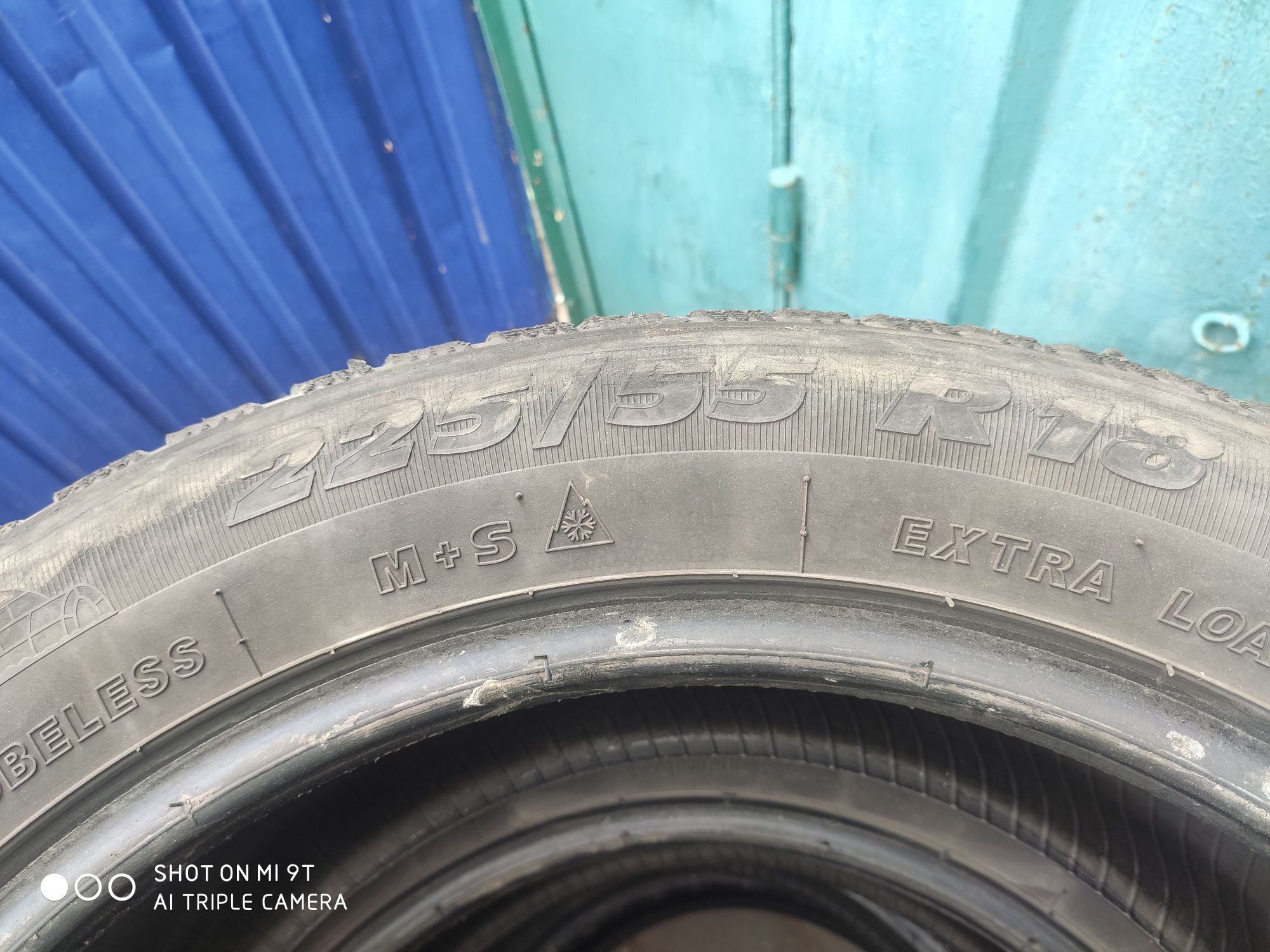 Шини 225/55 R18.