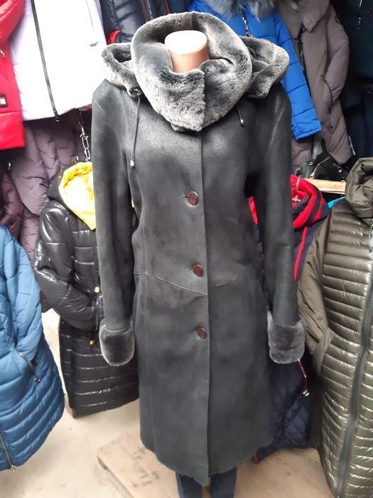 Дубленка женсквя новая