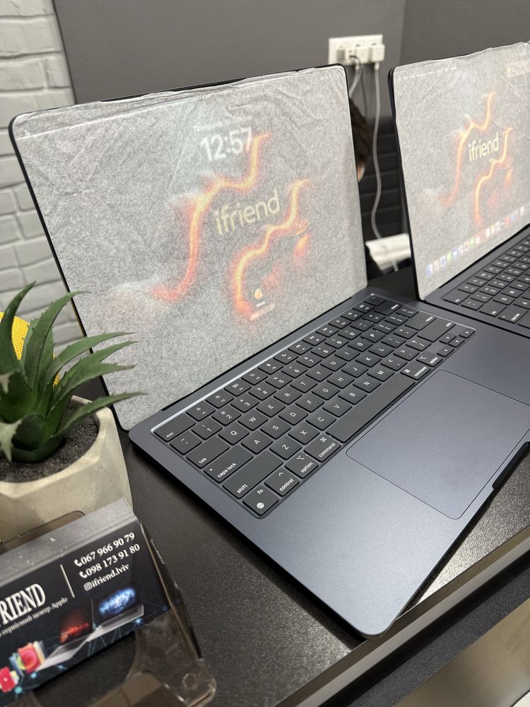 New Open Macbook Air M2 16/256gb midnight