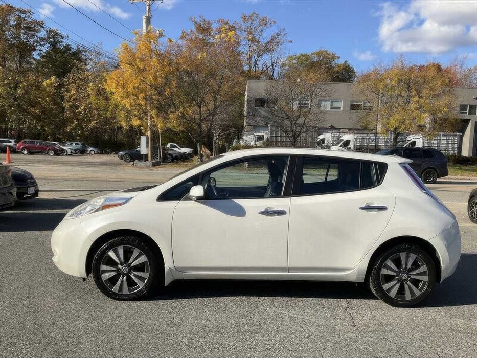 Nissan LEAF SL      2014