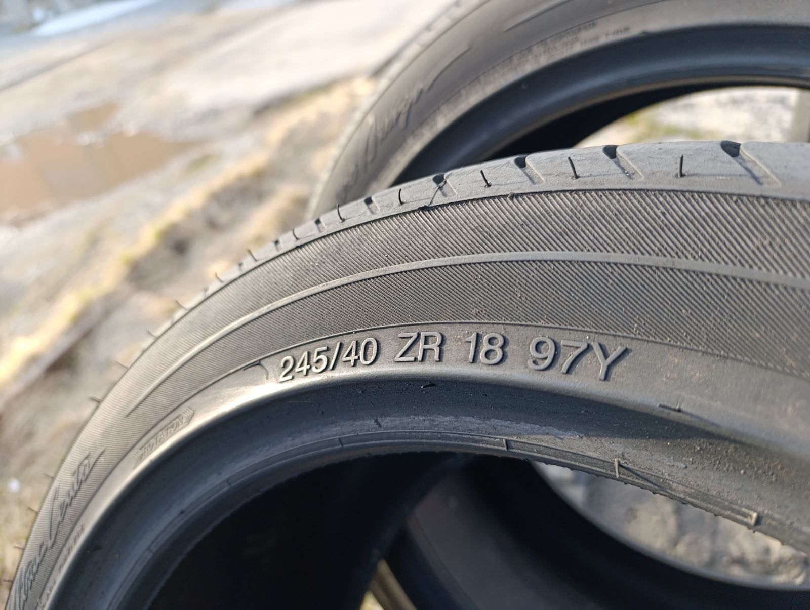 Літні шини Vredestein 245/40 R18 резина Р18