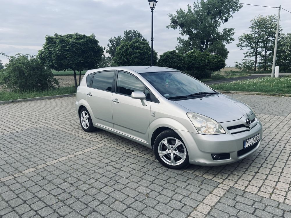 Toyota corolla verso ll