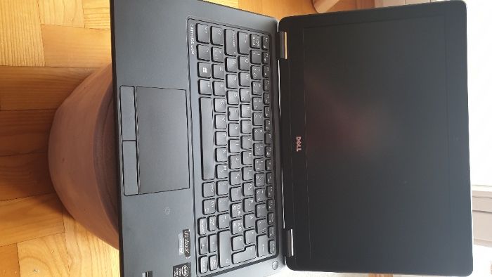 Dell Latitude E7250 12,5" i5-5300U/4GB /512GB Windows 11 Idealny