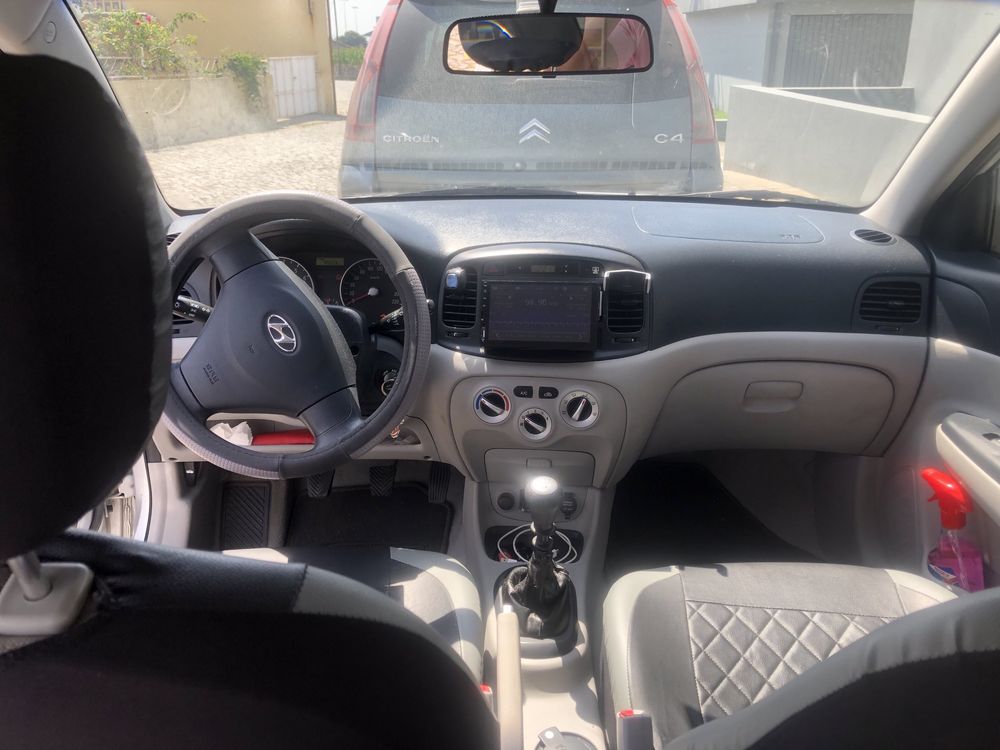 Hyundai Accent 4P