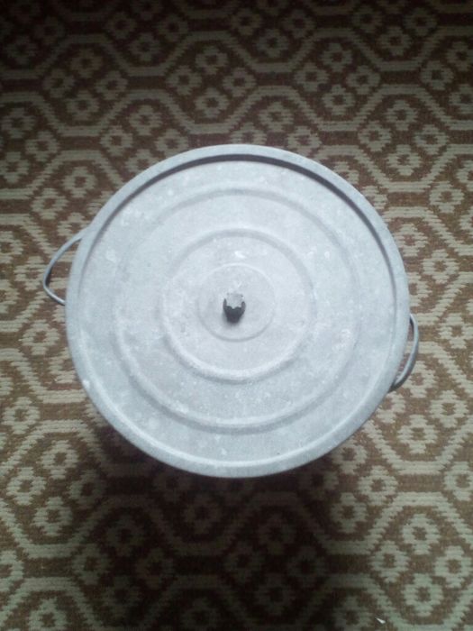 Кастрюля- бак ( оцинковка)на 32;25;15 литра. ссср.