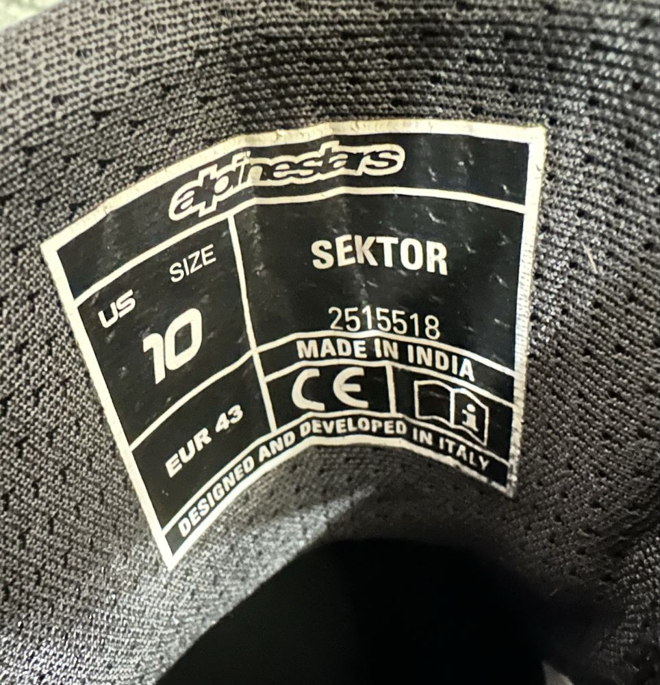 Мотоботи Alpinestars 43 розмір, 27,5см