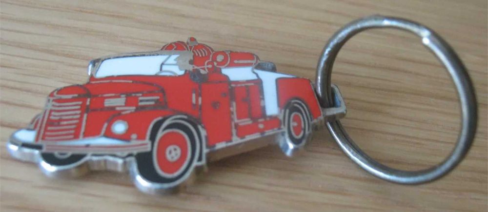 Porta-Chaves em forma de carro dos Bombeiros