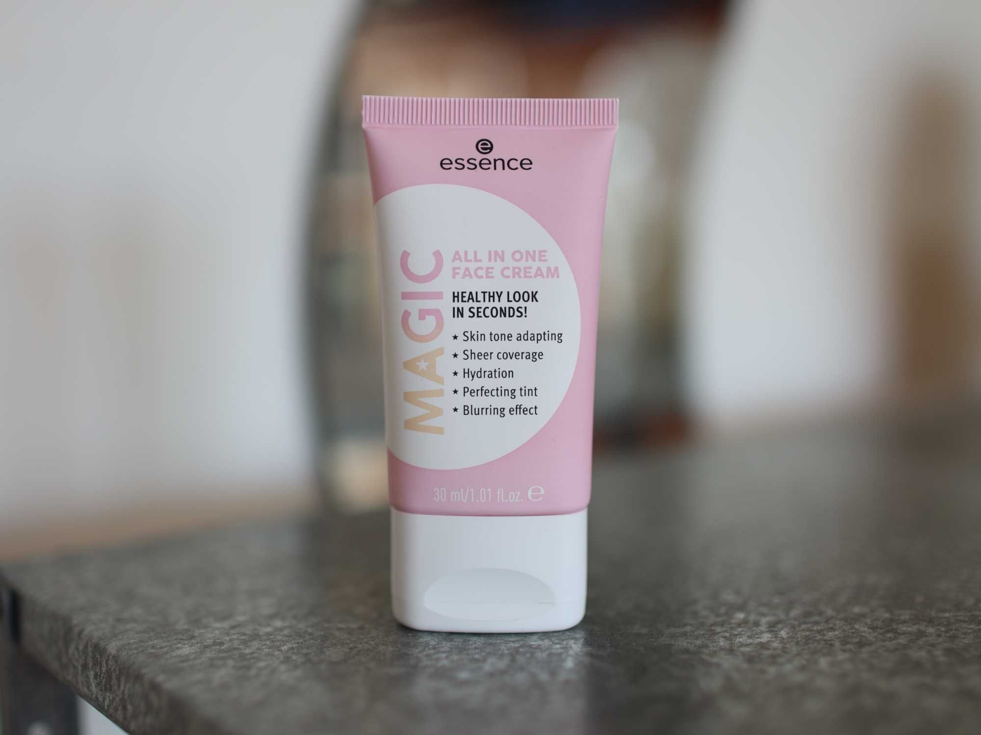 essence Magic All In One Face Cream krem zmieniający się w podkład