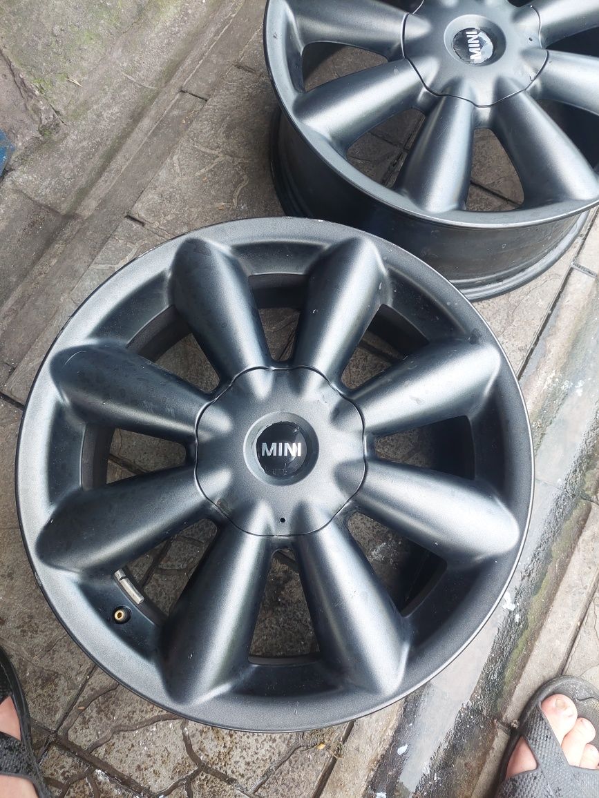 Диски Мини Купер. Mini Cooper. 5/120/R18. Et52. J7,5. Dia72,5.
 
Подр
