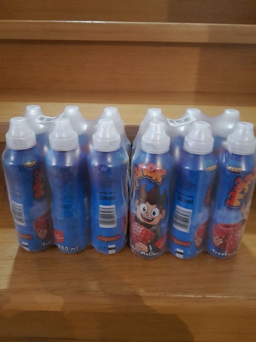 Zestaw 12 butelek Wojanki. Wojanek o pojemności 500 ml.