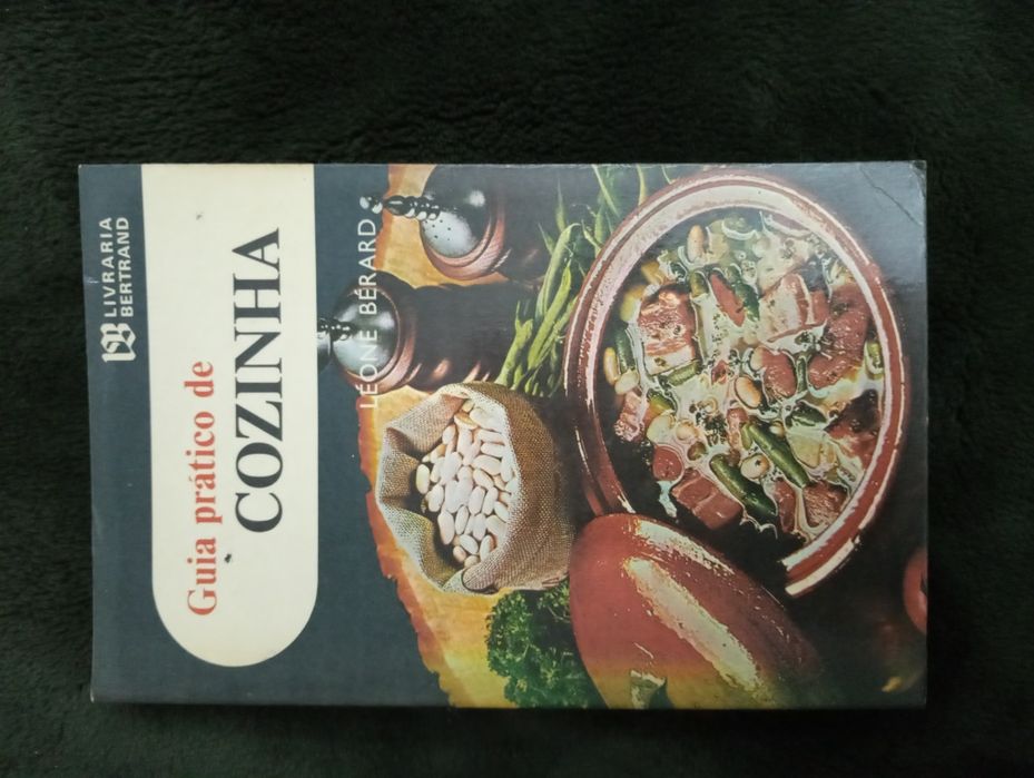 Guia prático de cozinha, Bérard, Léone -Bertrand, 1977  Como novo