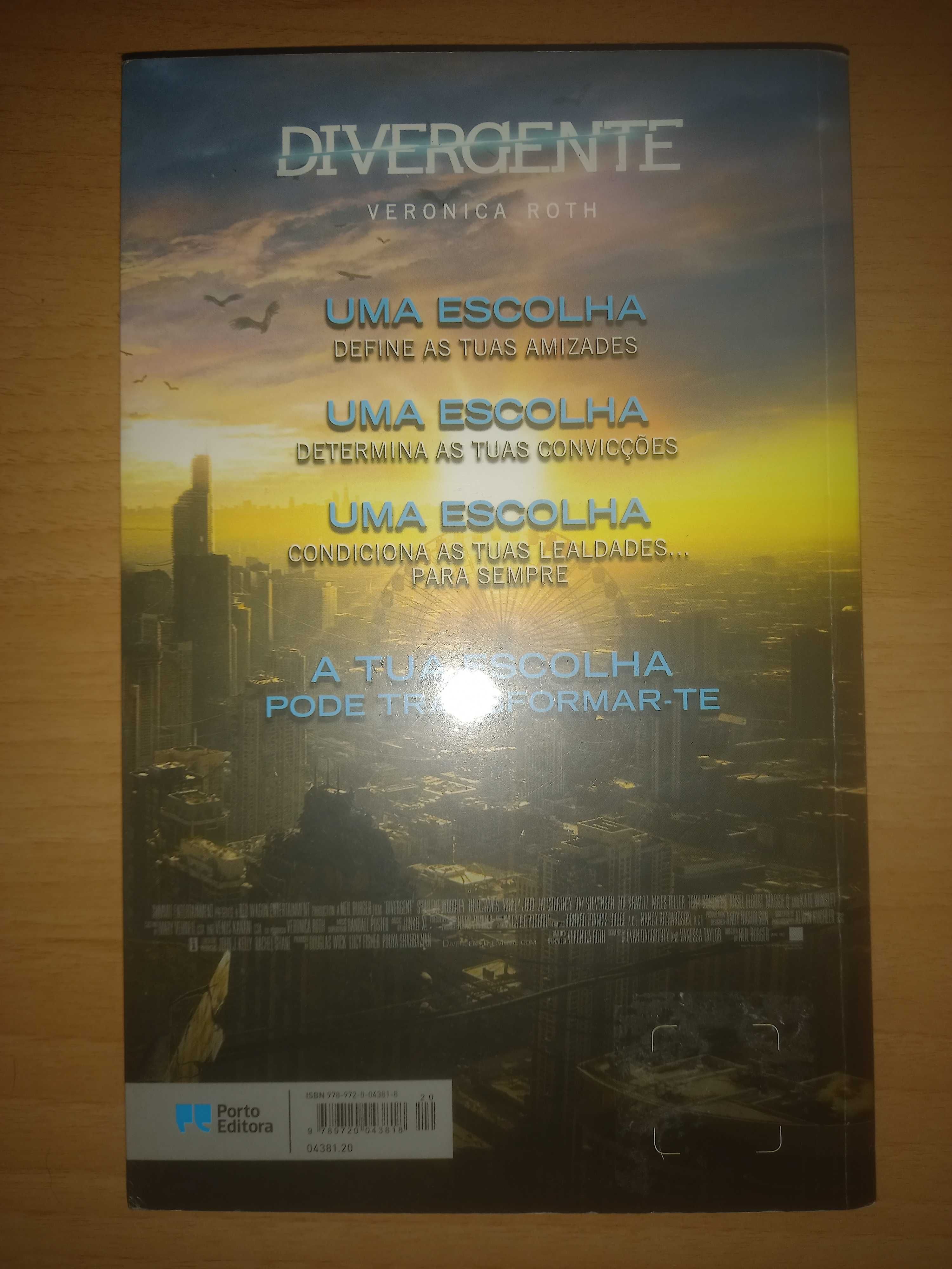 Vendo o livro "Divergente"