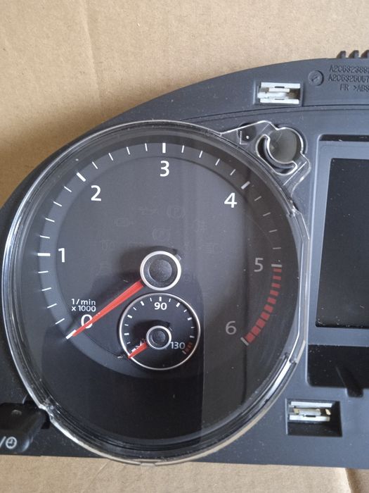 VW Passat B7 2.0 TDI Licznik Zegar