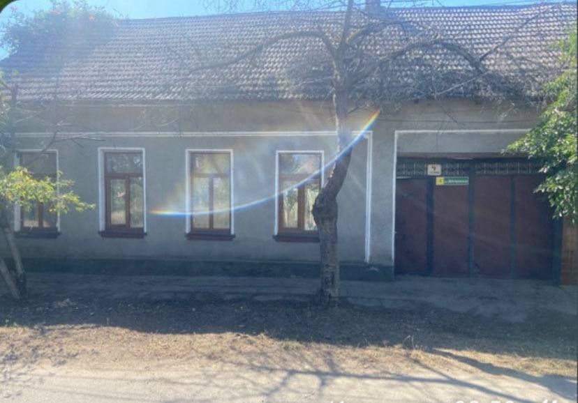 Продам дом в центре Татарбунары