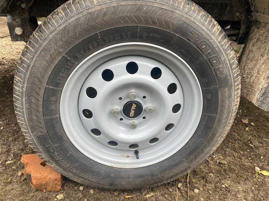 Продам легковой прицеп Лидер