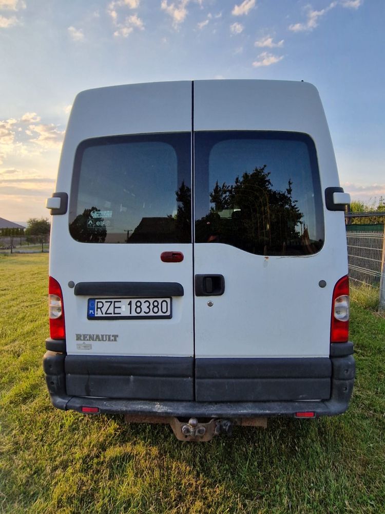 Sprzedam Renualt Master 2.5 rok 2005