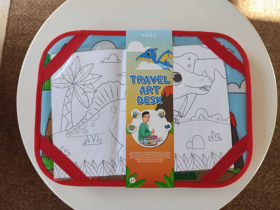 zestaw artystyczny na podróż dziecka