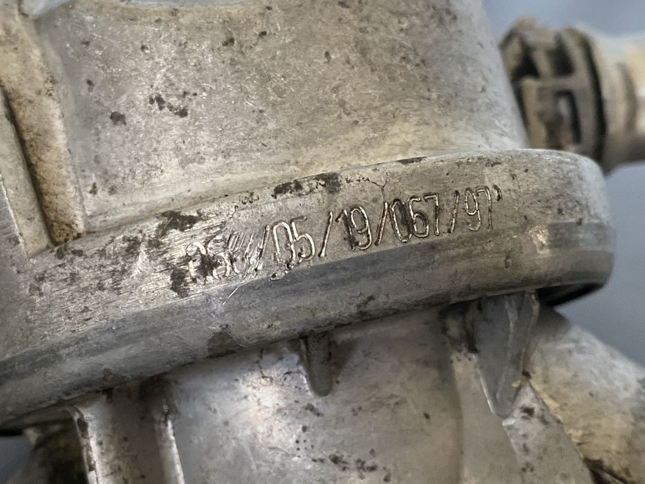 Термостат E60 E61 E90 E91 N52 2.5 3.0 Бензин Датчик Термостат