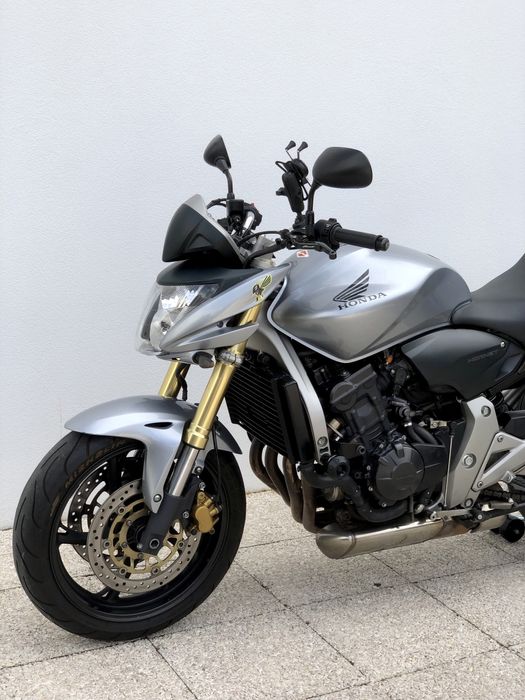 Honda hornet CB600F