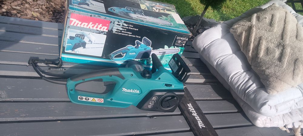 Продам пилу Makita uc4041a