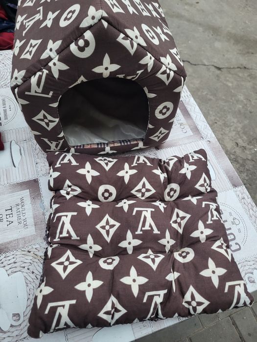 Будиночок для кошенят