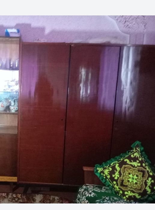 Стелаж б/у безкоштовно шафа