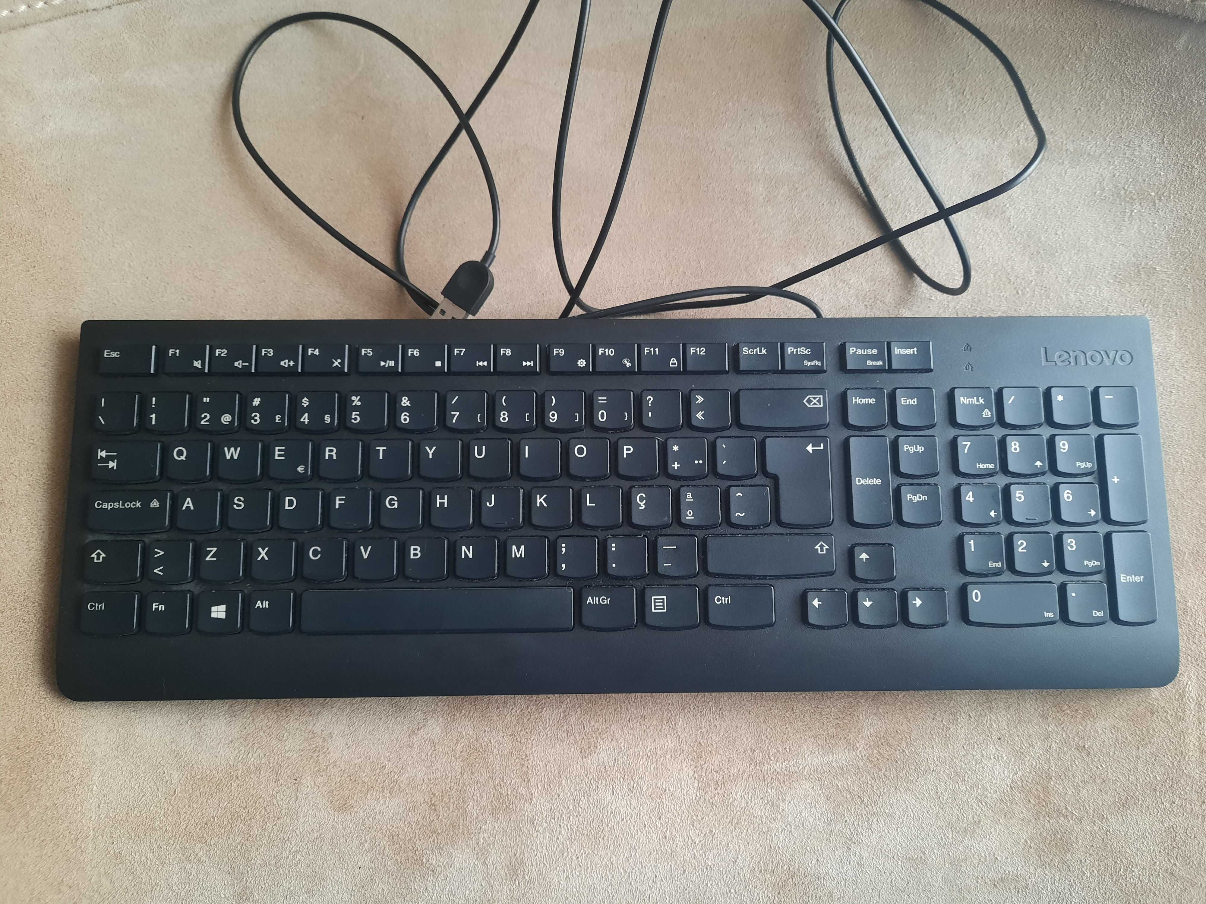 Teclado Lenovo 300 novo