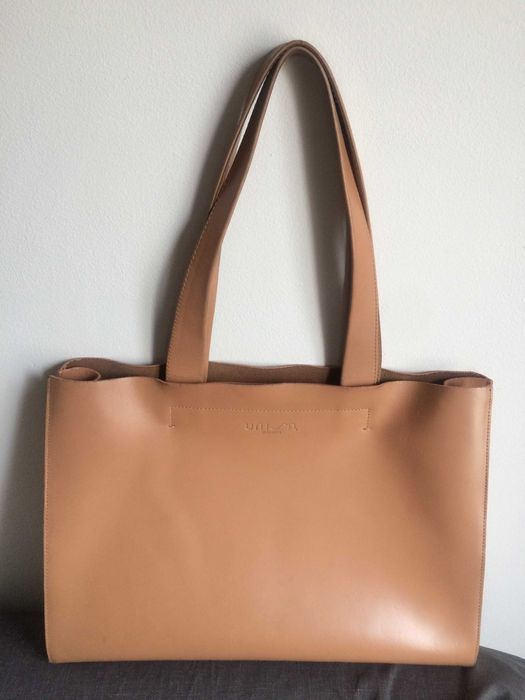 Malas de senhora em pele