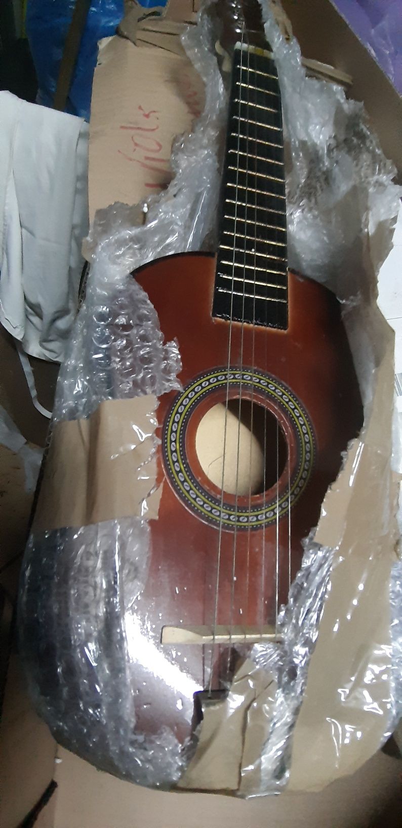 Cavaquinho com 6 cordas